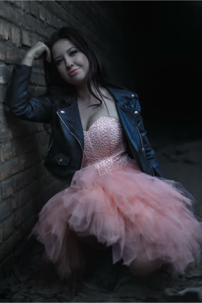 Modowa Sesja Fotograficzna. Kreatywna Sesja Fotograficzna.