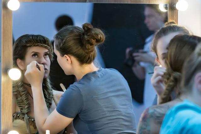 Fotoreportaż - Zaplecze sesji fotograficznej.