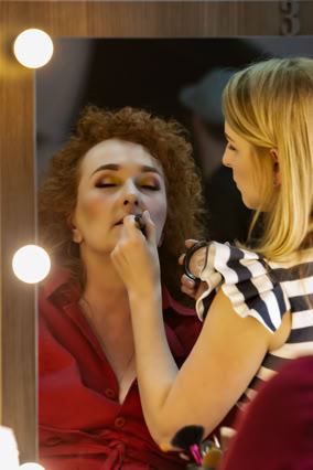 Fotoreportaż - Zaplecze sesji fotograficznej.