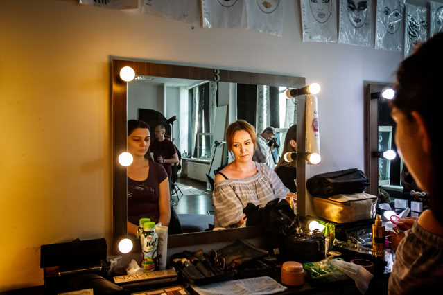 Fotoreportaż - Zaplecze sesji fotograficznej.