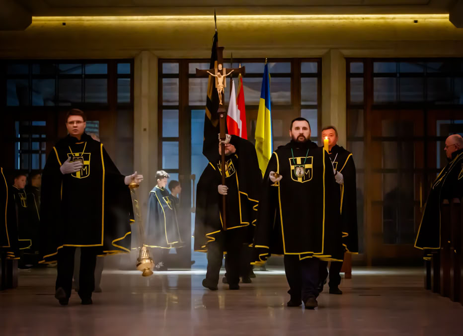 O ludziach wierzących w Boga.