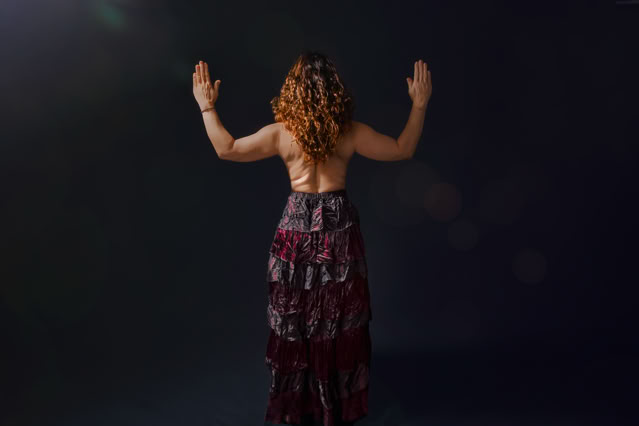 Stylizacyjna Sesja Fotograficzna. Portret Kobiety. Kobieca sesja zdjęciowa.