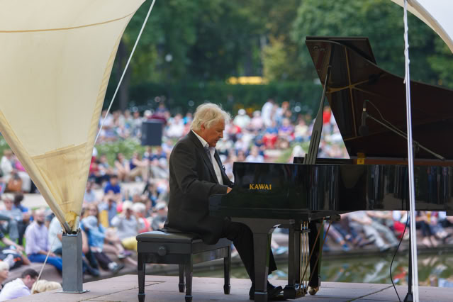 Fotoreportaż - Nasze zachowania. Zachowania na ulicy. Street photography.