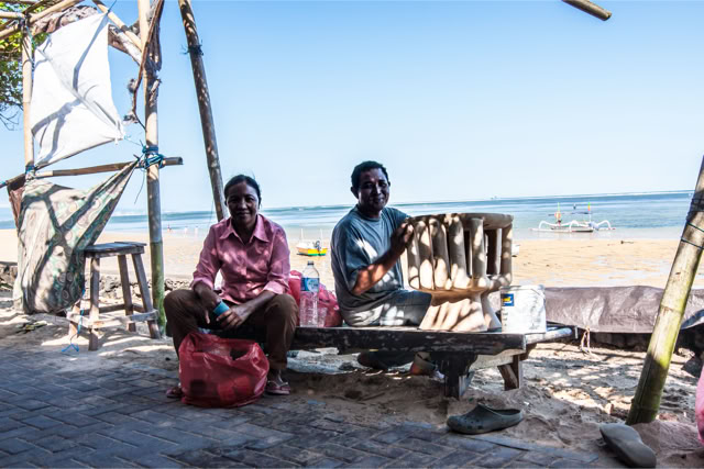 Fotoreportaż - Przy pracy. Fotografie ludzi przy pracy.