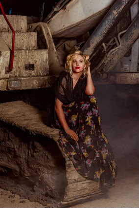 Kreatywna Sesja Fotograficzna. Scenografia fotograficzna.