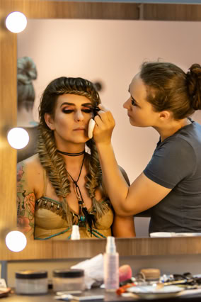 Fotoreportaż - Zaplecze sesji fotograficznej.