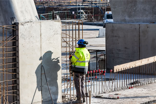 Fotoreportaż - Przy pracy. Fotografie ludzi przy pracy.
