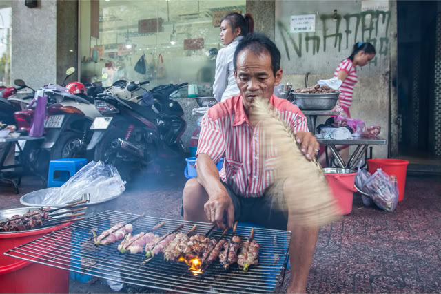 Fotoreportaż - Przy pracy. Fotografie ludzi przy pracy.
