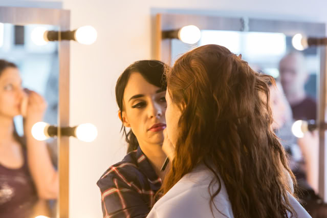 Fotoreportaż - Zaplecze sesji fotograficznej.